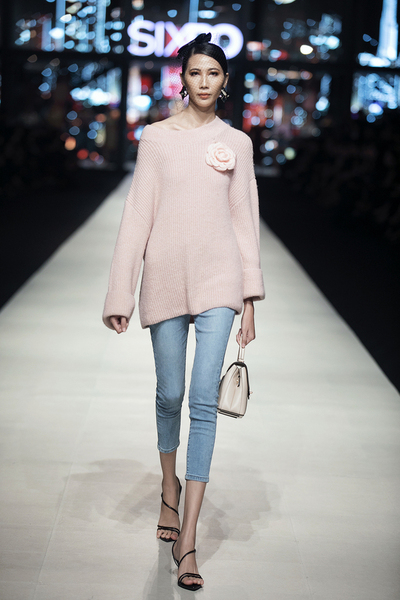 fashion-show 042SIXDO photo KIENGCANTEAM.jpg